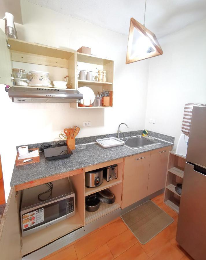 Davao Condo 2Br Pool Wifi Netflix Экстерьер фото