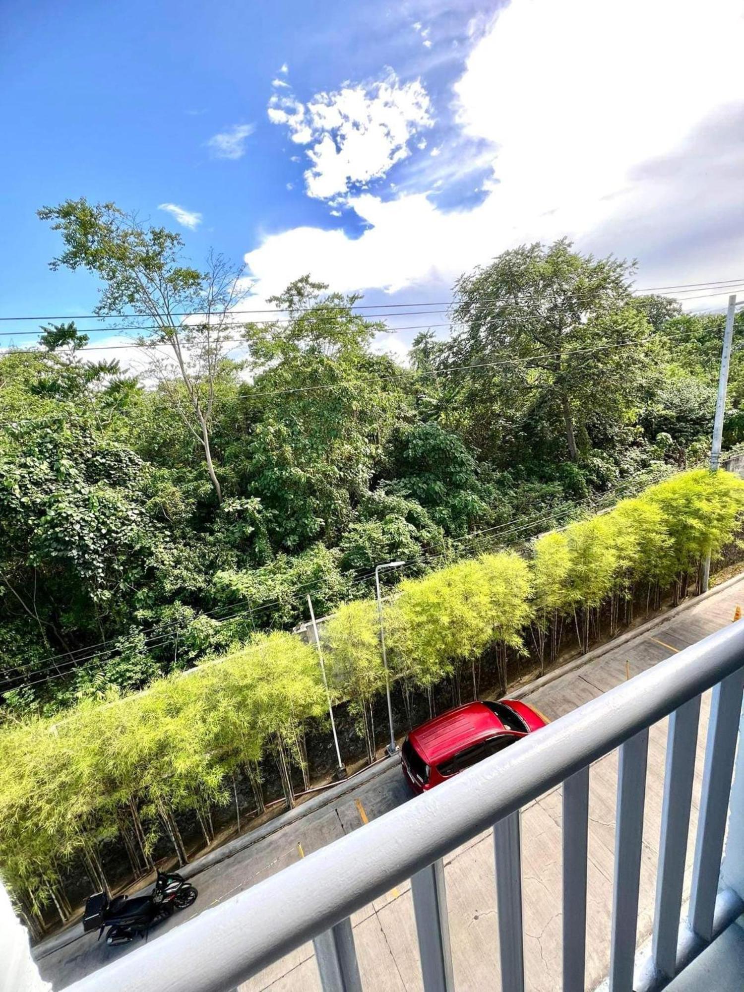 Davao Condo 2Br Pool Wifi Netflix Экстерьер фото
